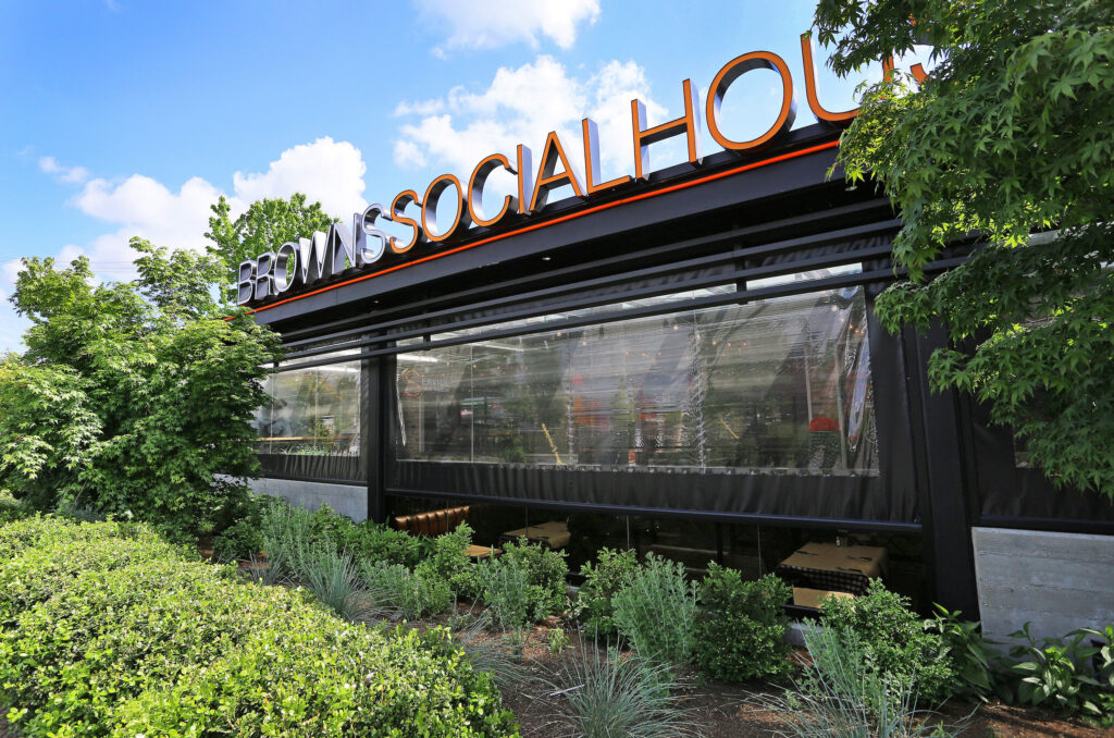 Browns Socialhouse maximizes the usability of patio space year round ...